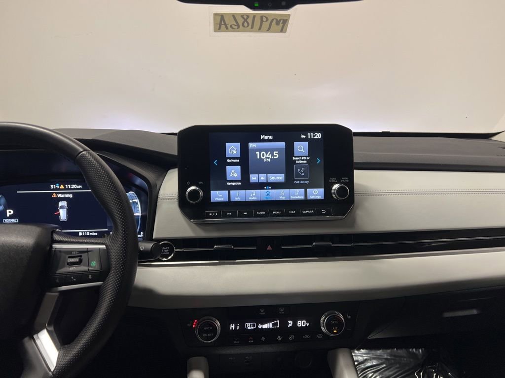 Used 2024 Mitsubishi Outlander SEL image 14