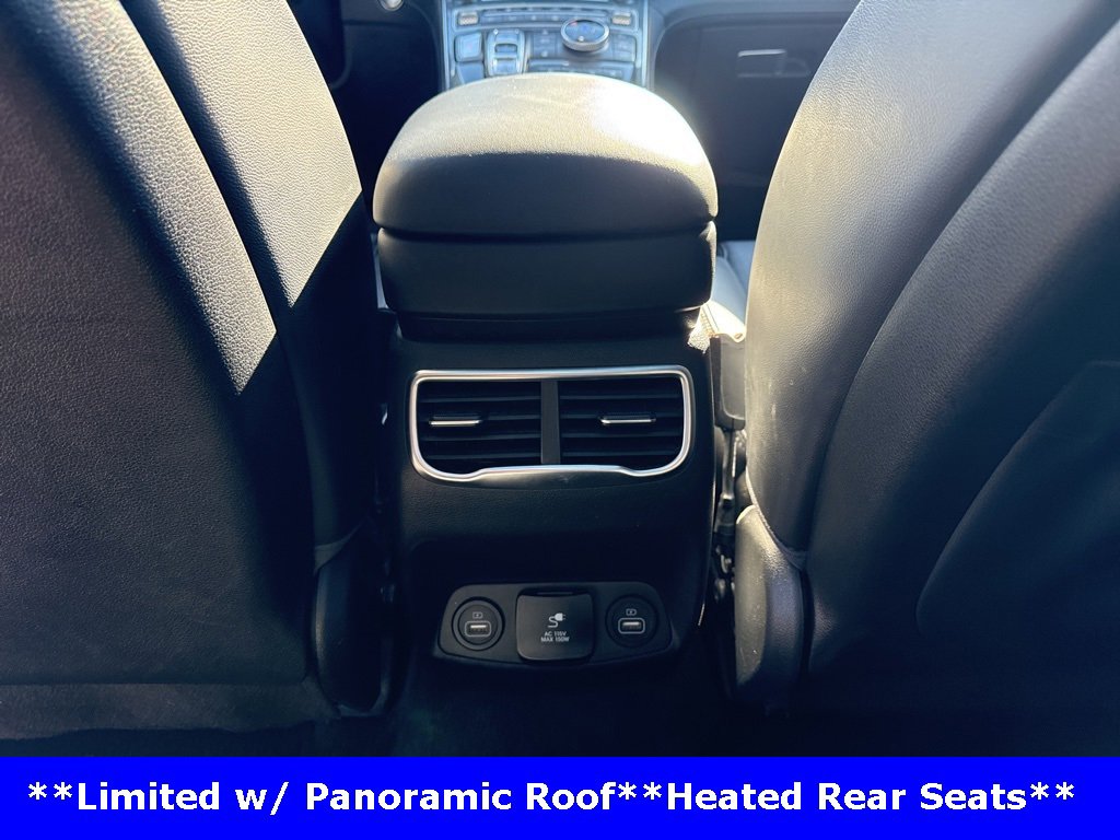 Used 2023 Hyundai Santa Fe Limited image 23