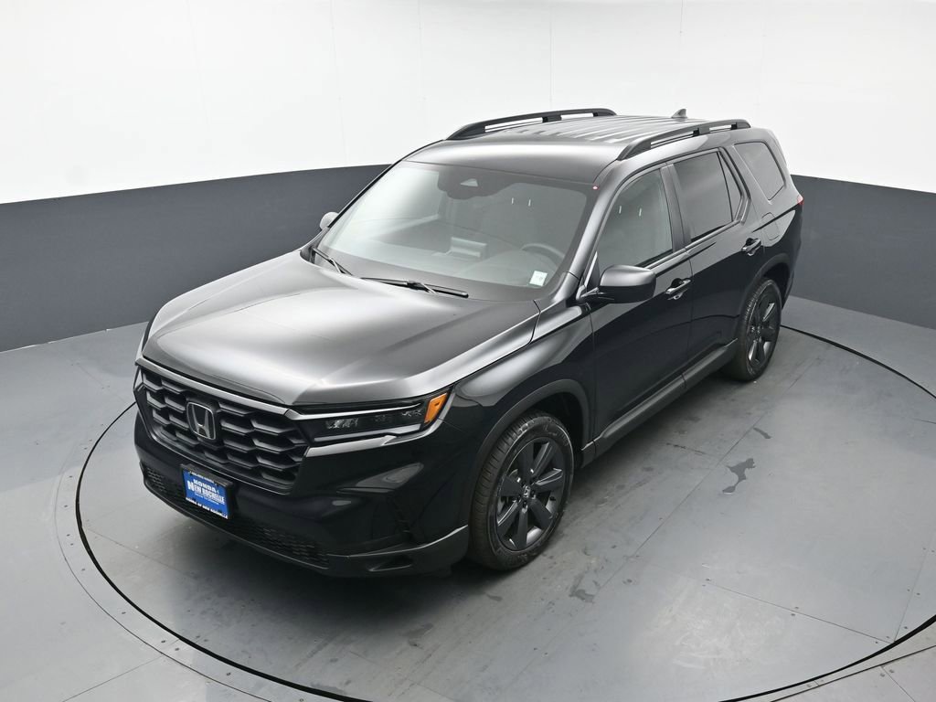 Certified 2025 Honda Pilot Sport image 38