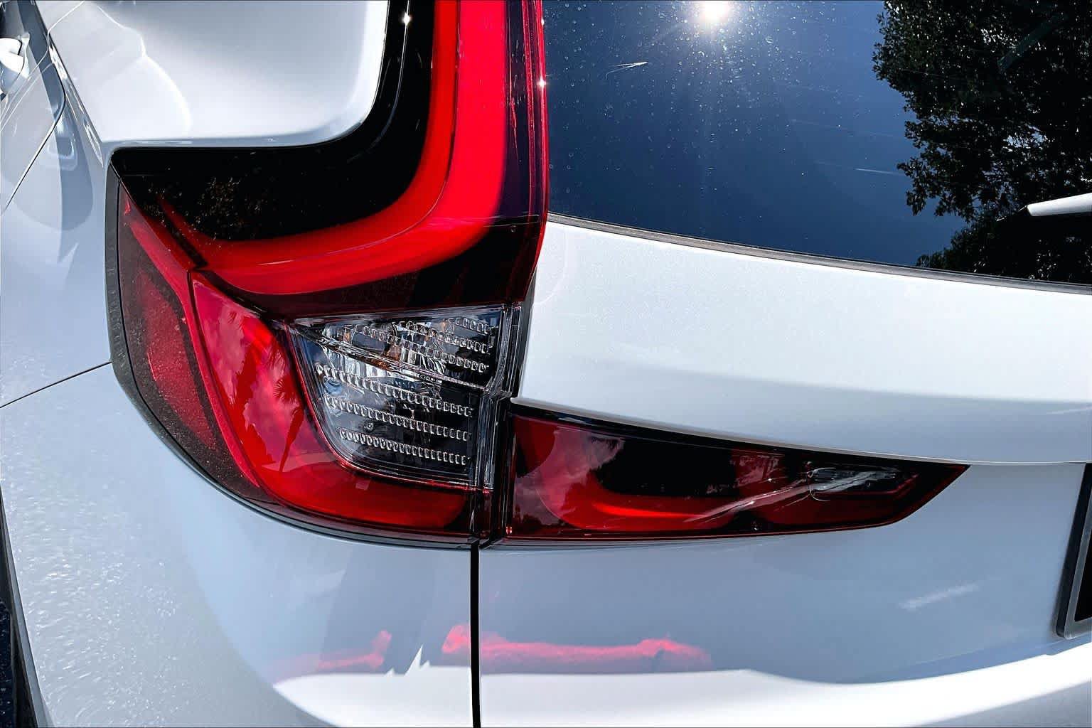Certified 2024 Honda CR-V Sport Touring image 29