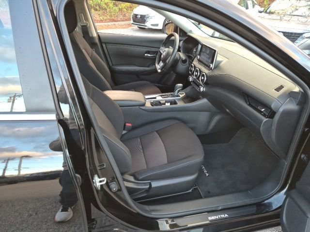 Used 2023 Nissan Sentra SV w/ Trunk Package image 11