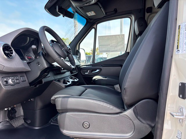 New 2026 Mercedes-Benz Sprinter 2500 image 14