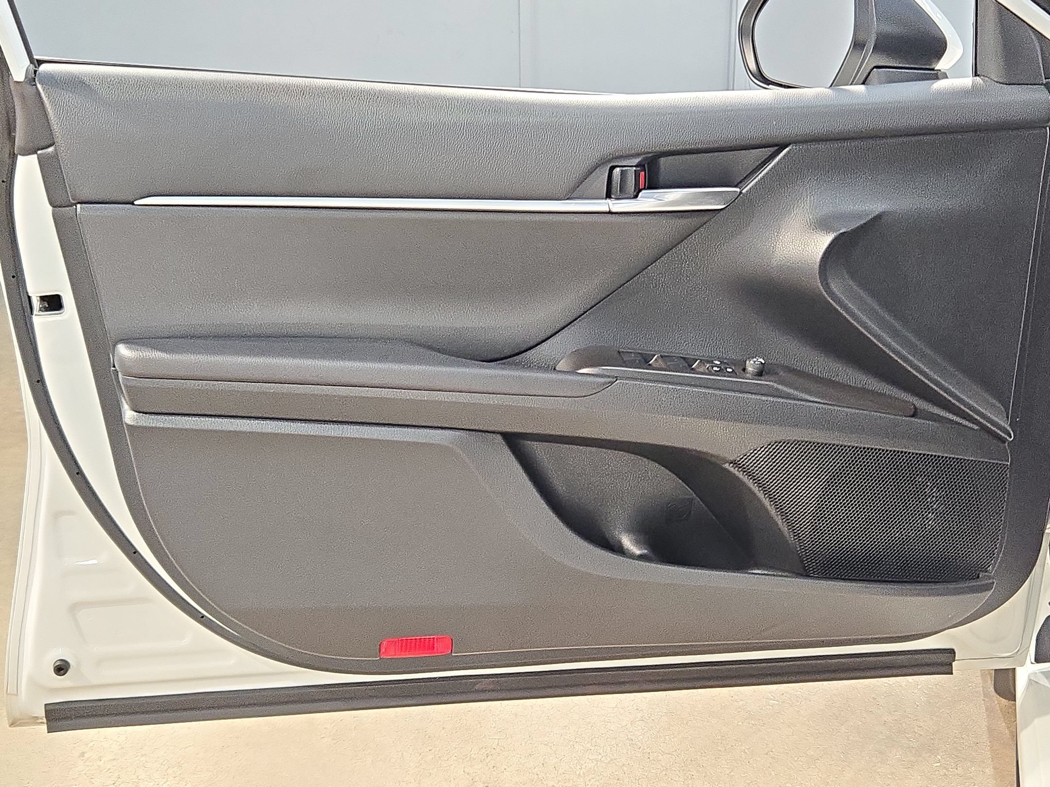 Used 2023 Toyota Camry SE FWD image 20