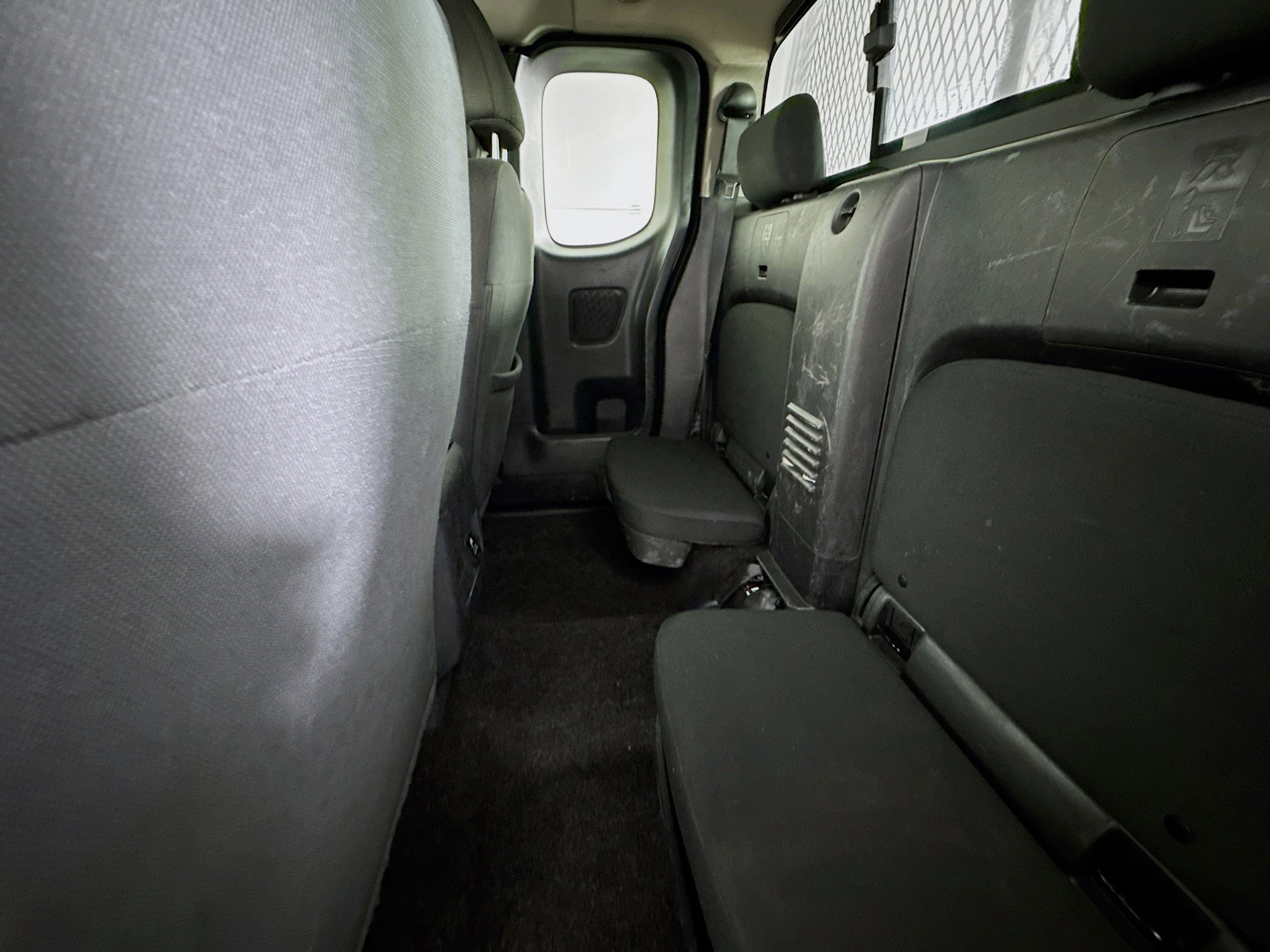 Used 2023 Nissan Frontier SV w/ SV Convenience Package image 24