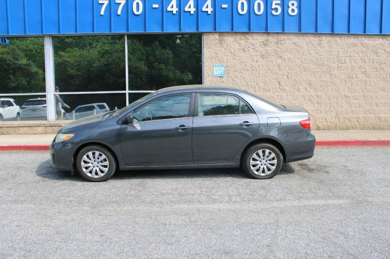 Used 2013 Toyota Corolla LE FWD image 19