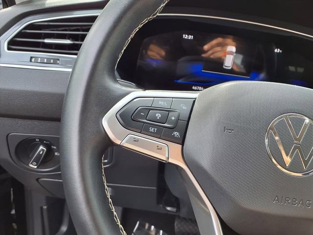 Used 2024 Volkswagen Tiguan SE image 16