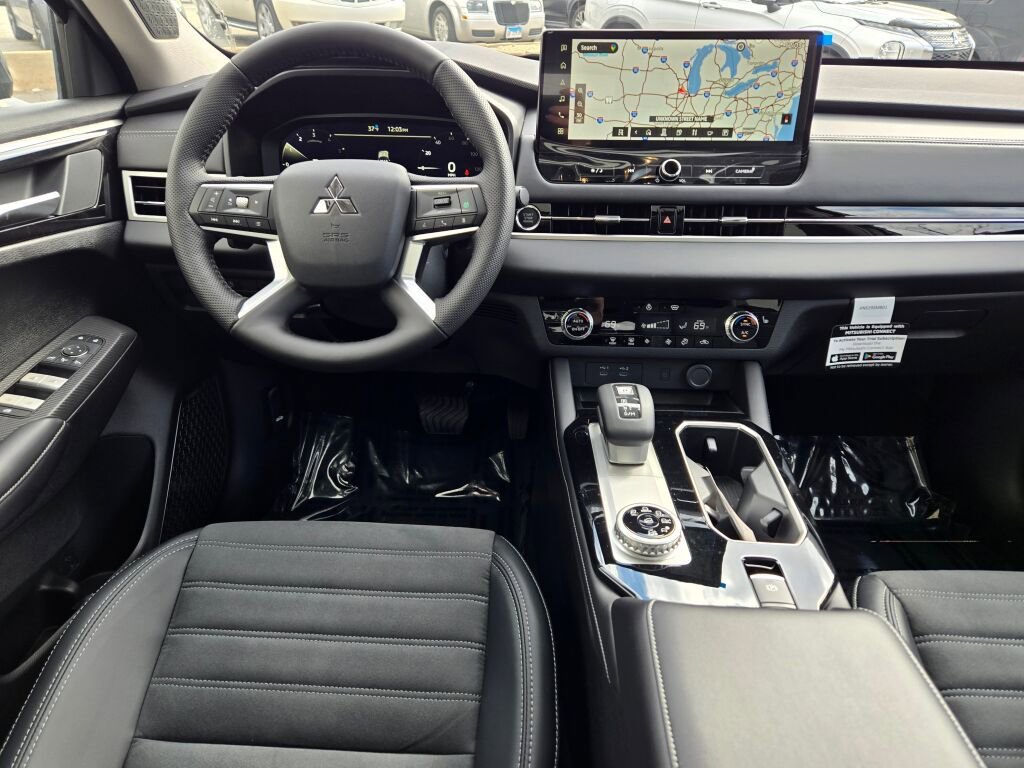 New 2026 Mitsubishi Outlander SE AWD/4WD image 14