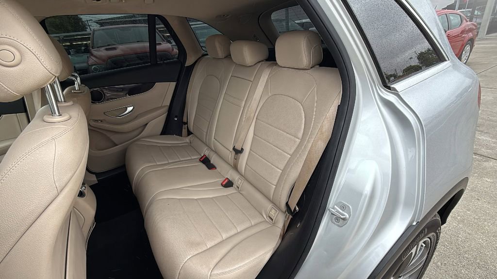 Used 2016 Mercedes-Benz GLC 300 image 26