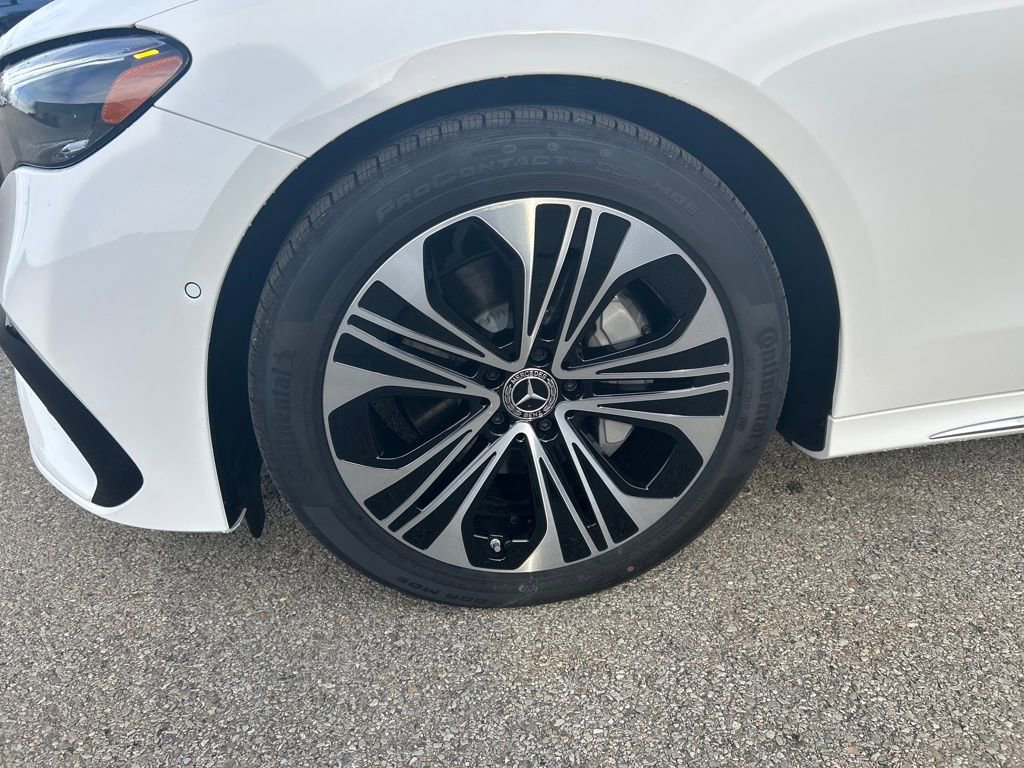 New 2026 Mercedes-Benz E 350 4MATIC Sedan image 26