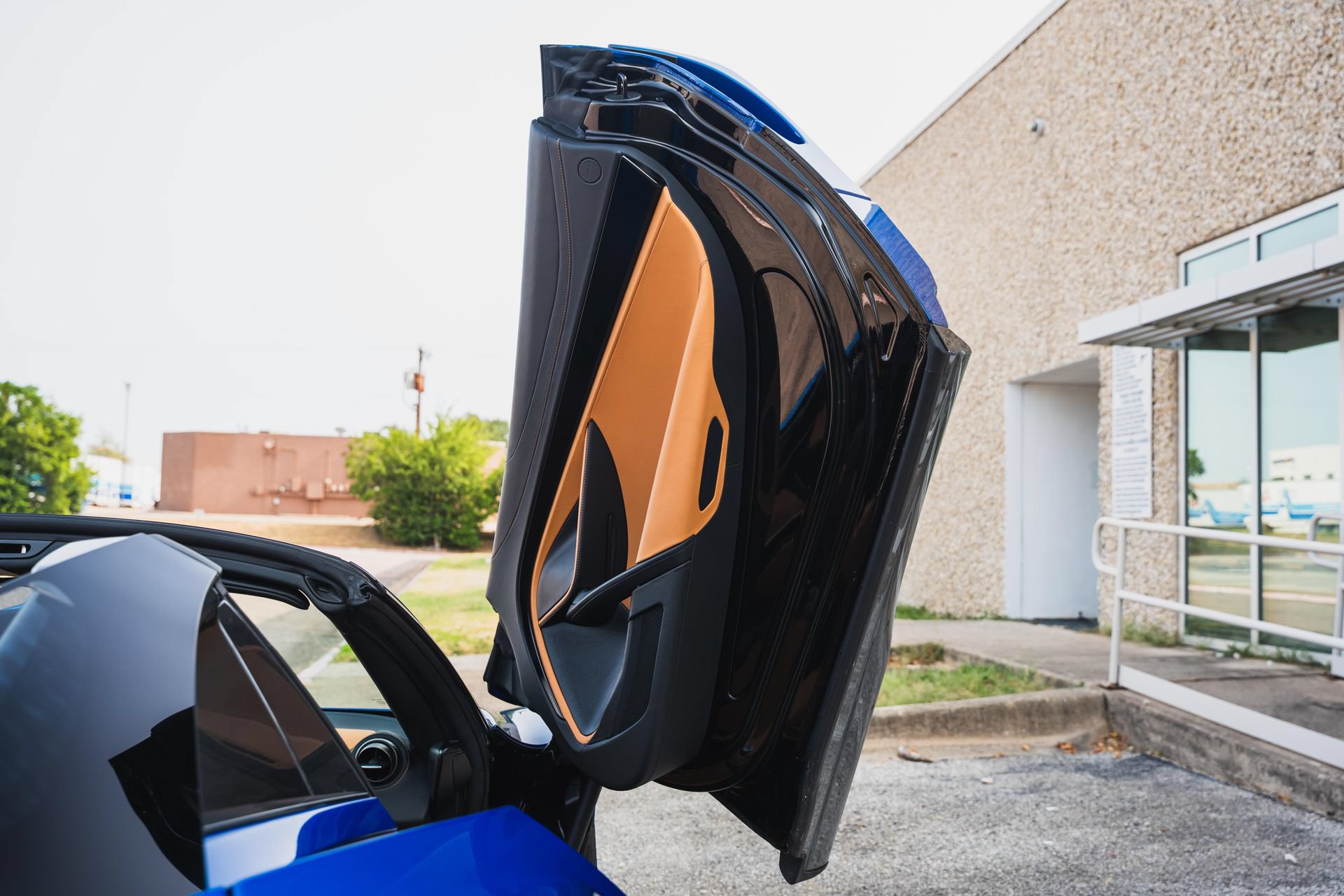 Used 2022 McLaren 765LT RWD image 56