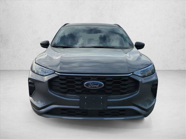 Used 2024 Ford Escape ST-Line image 2