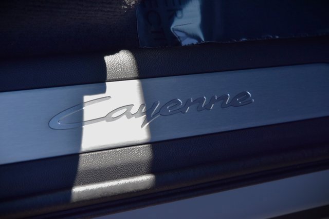 Certified 2025 Porsche Cayenne image 39