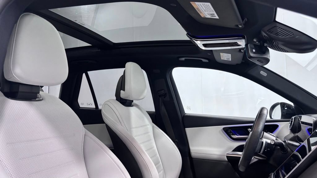Certified 2024 Mercedes-Benz GLC 300 4MATIC image 19