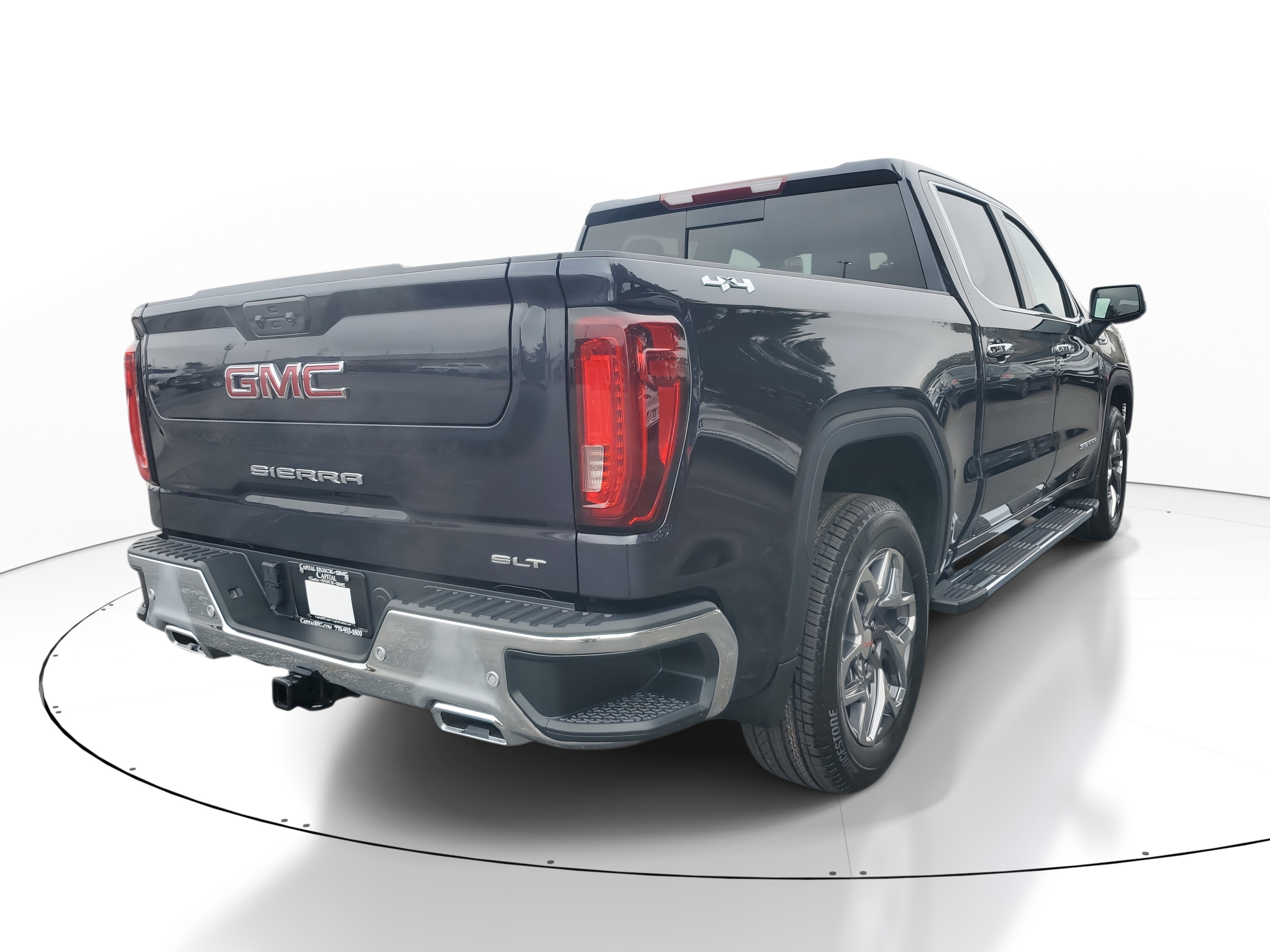New 2026 GMC Sierra 1500 SLT image 3