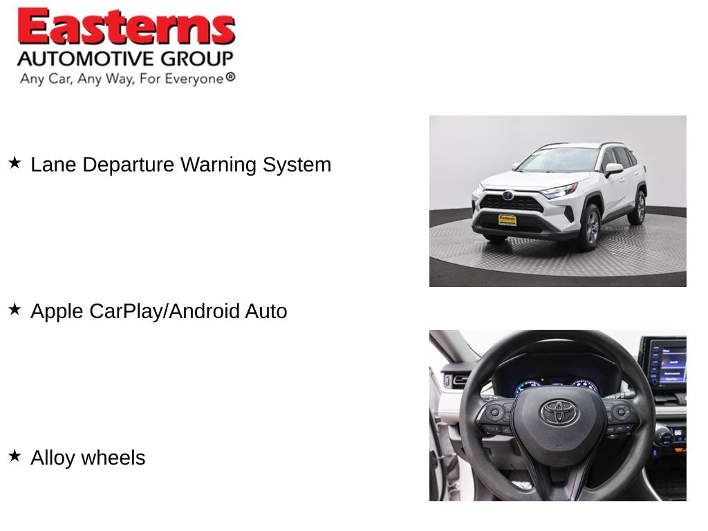 Used 2022 Toyota RAV4 XLE AWD/4WD image 11