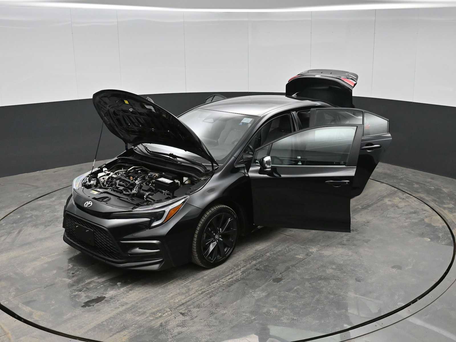 Used 2024 Toyota Corolla SE image 40