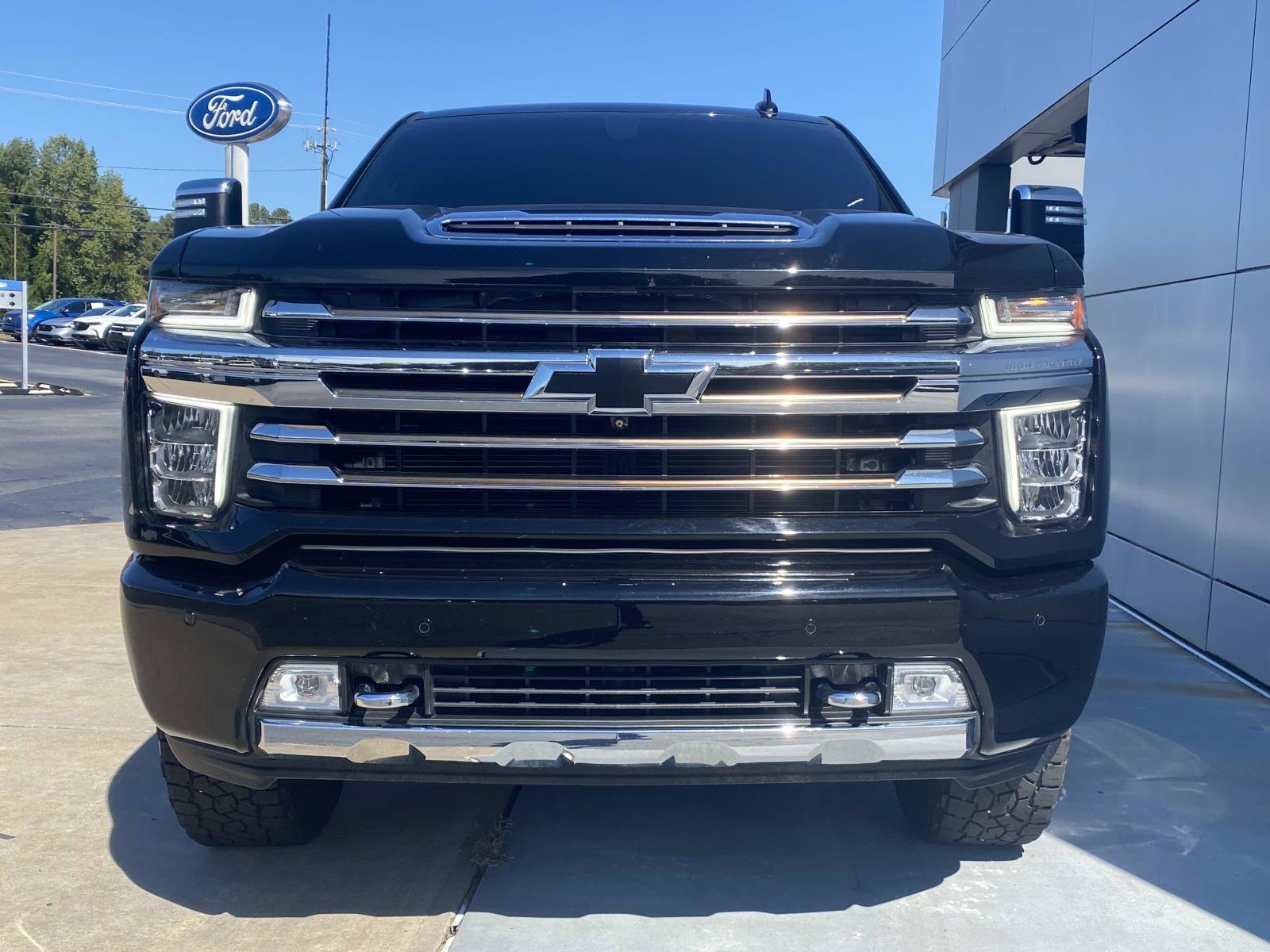 Used 2022 Chevrolet Silverado 3500 High Country AWD/4WD image 12