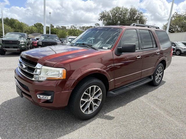Used 2017 Ford Expedition XLT w/ Equipment Group 202A RWD image 5