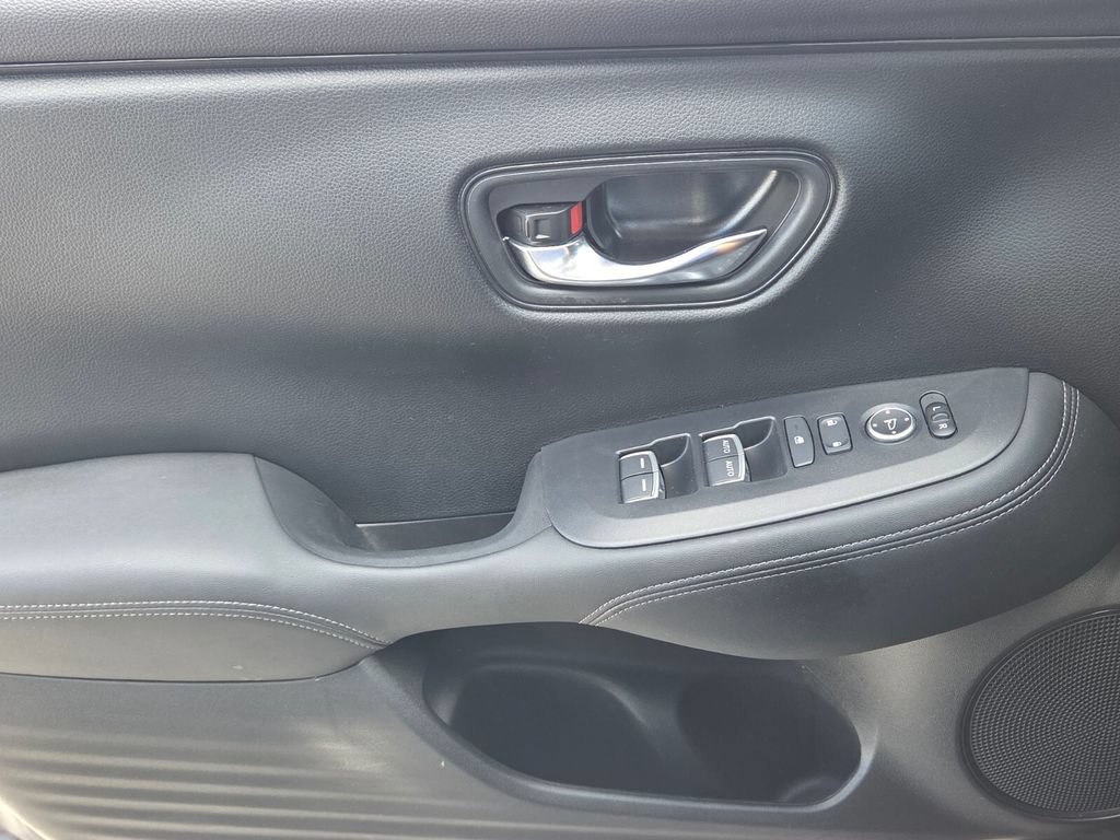 Certified 2024 Honda HR-V EX-L image 31