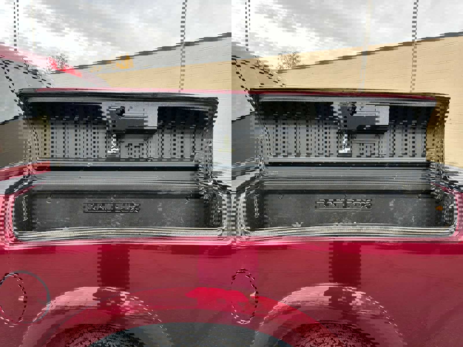 Used 2018 RAM 1500 Limited image 14