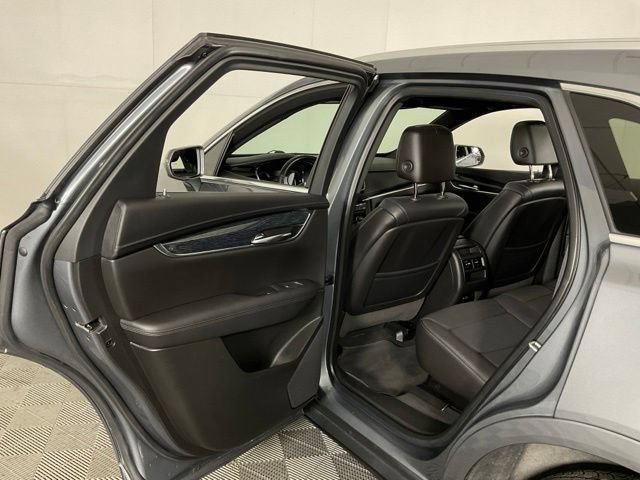 Used 2020 Cadillac XT5 Premium Luxury FWD image 33