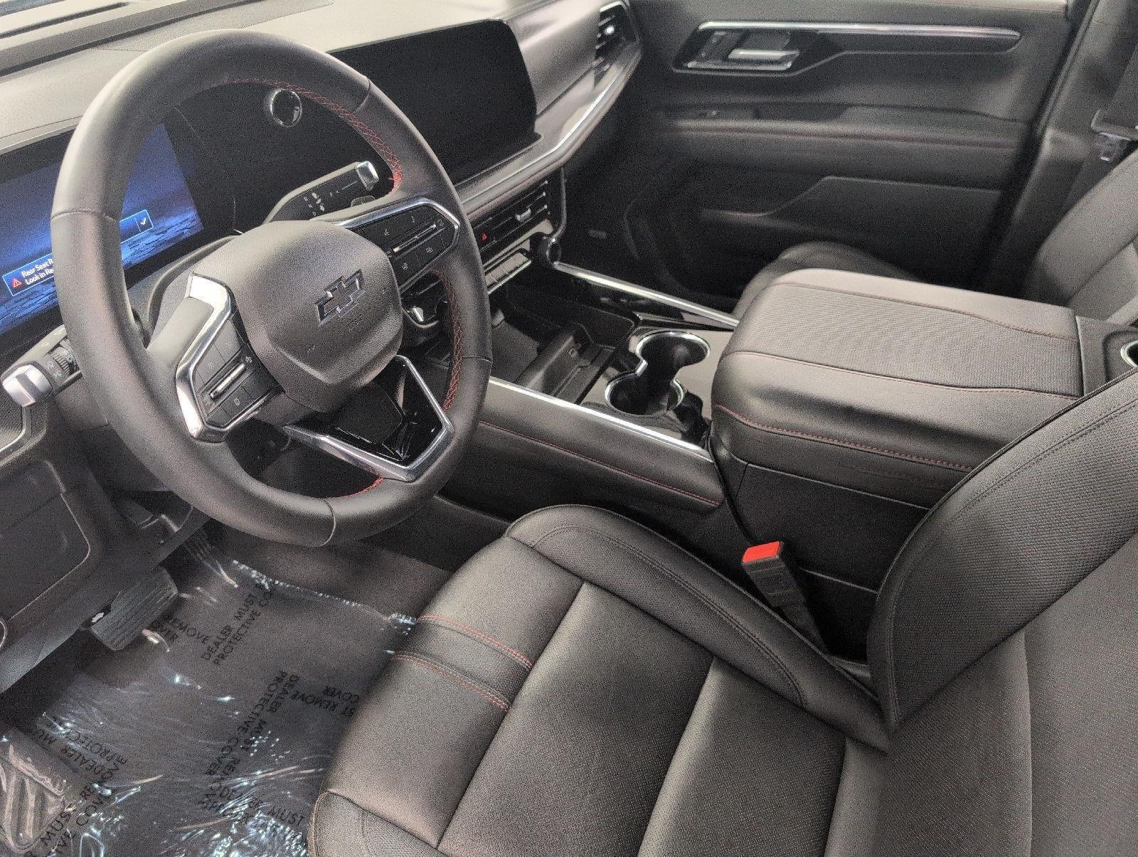 Used 2025 Chevrolet Tahoe RST w/ RST Capability Package AWD/4WD image 9