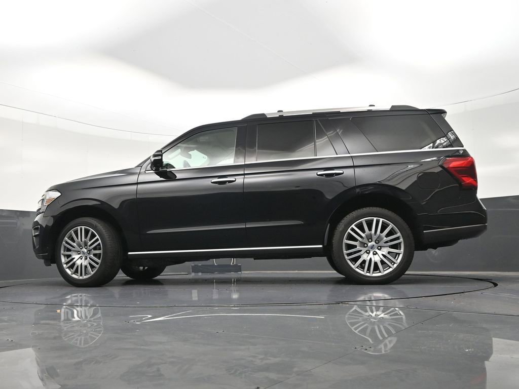 Used 2023 Ford Expedition Limited RWD image 25