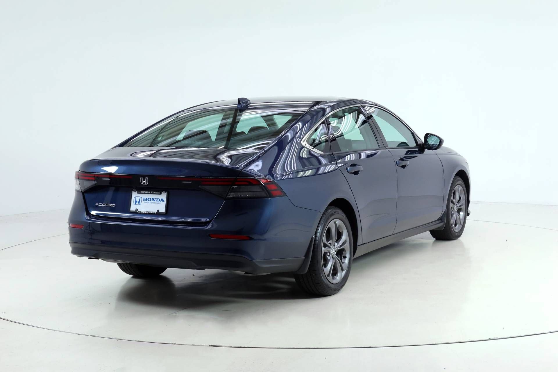 Certified 2024 Honda Accord EX image 2