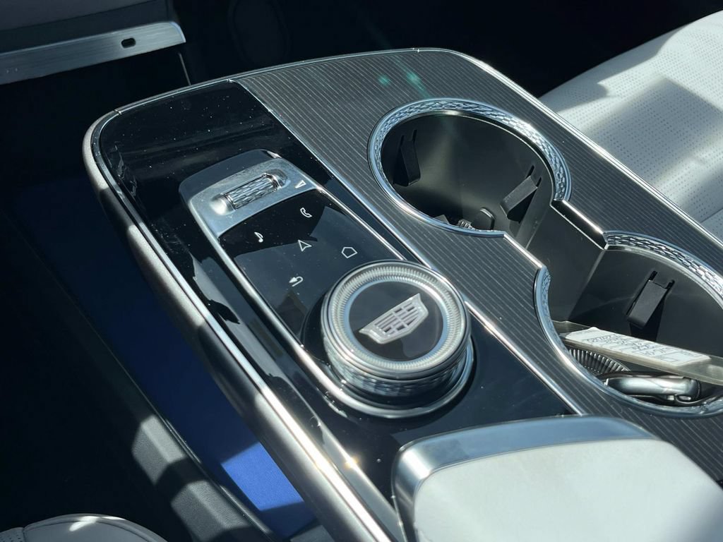 New 2026 Cadillac Lyriq Sport AWD/4WD image 25
