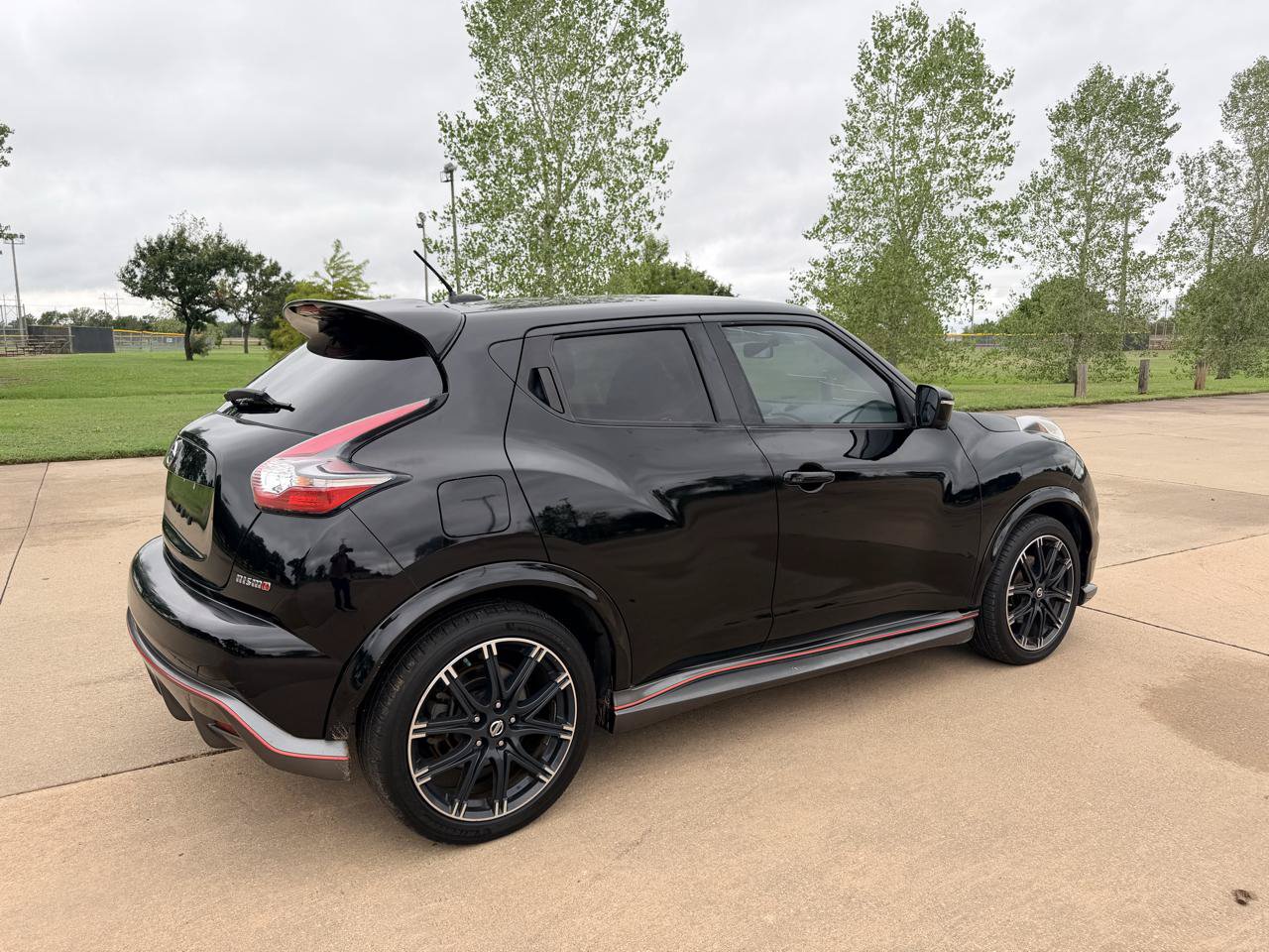 Used 2015 Nissan Juke NISMO AWD/4WD image 25