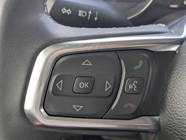 Used 2023 Jeep Wrangler Unlimited Sahara AWD/4WD image 26