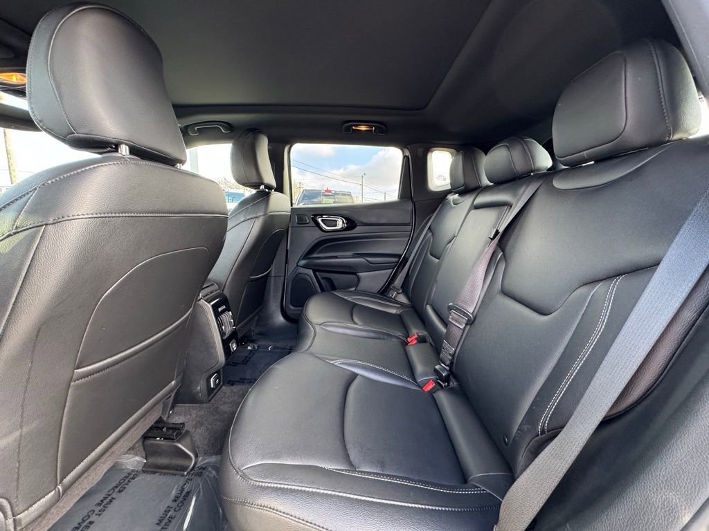 Used 2024 Jeep Compass Limited w/ High Altitude Package image 10