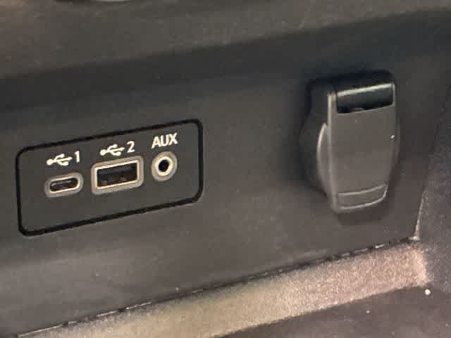Used 2019 Nissan Altima 2.5 SR FWD image 32