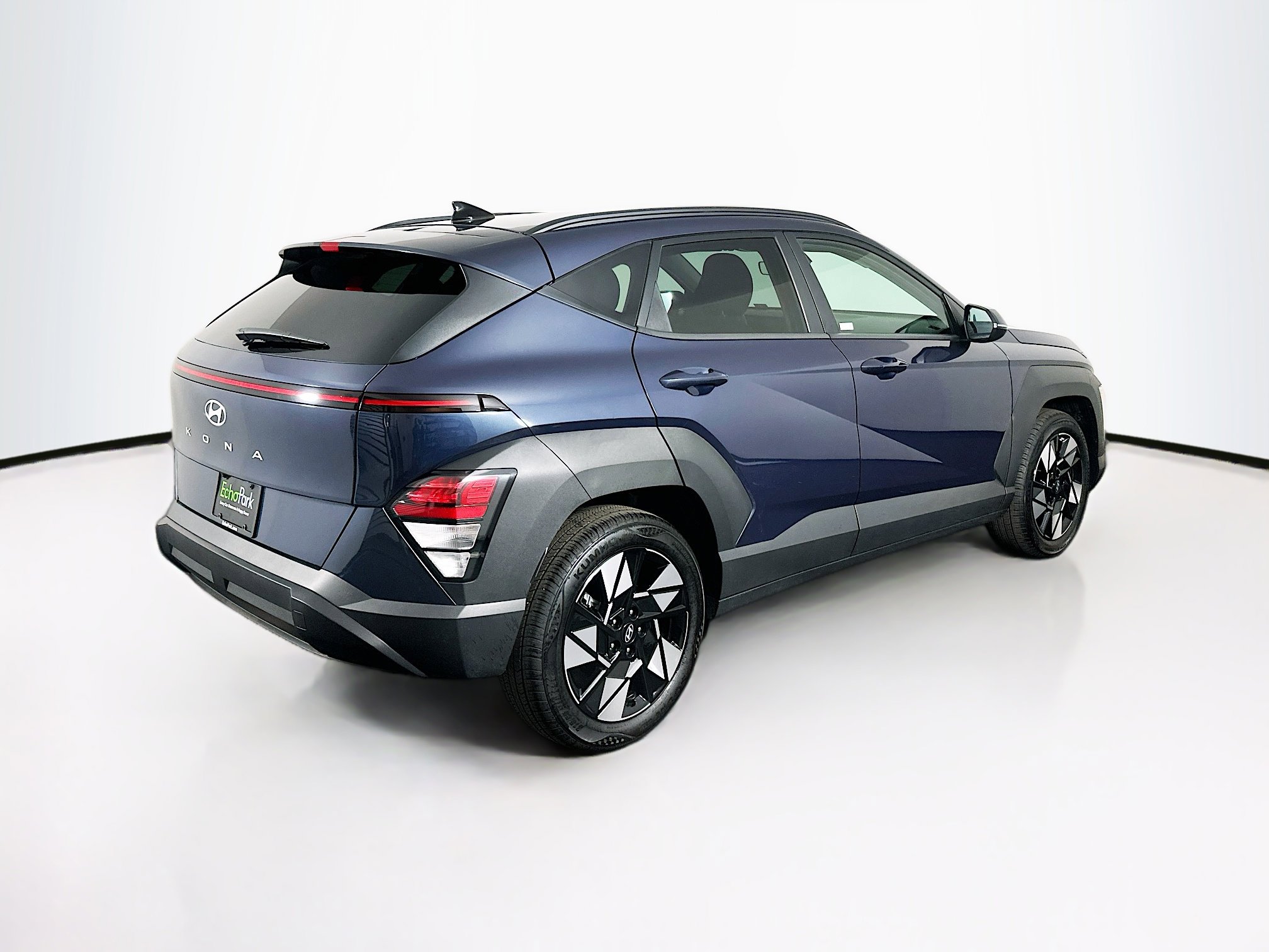 Used 2025 Hyundai Kona SEL image 9