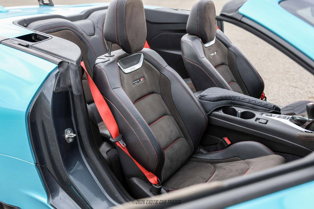 Used 2019 Chevrolet Camaro ZL1 RWD image 49