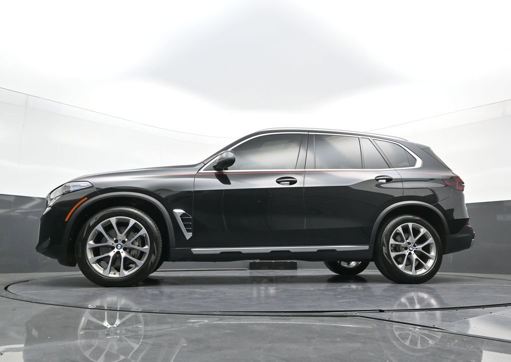 Used 2024 BMW X5 xDrive40i w/ Premium Package AWD/4WD image 25