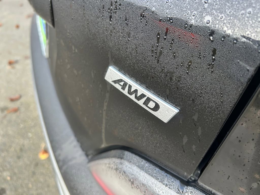 Used 2022 Hyundai Kona SEL w/ Convenience Package image 32