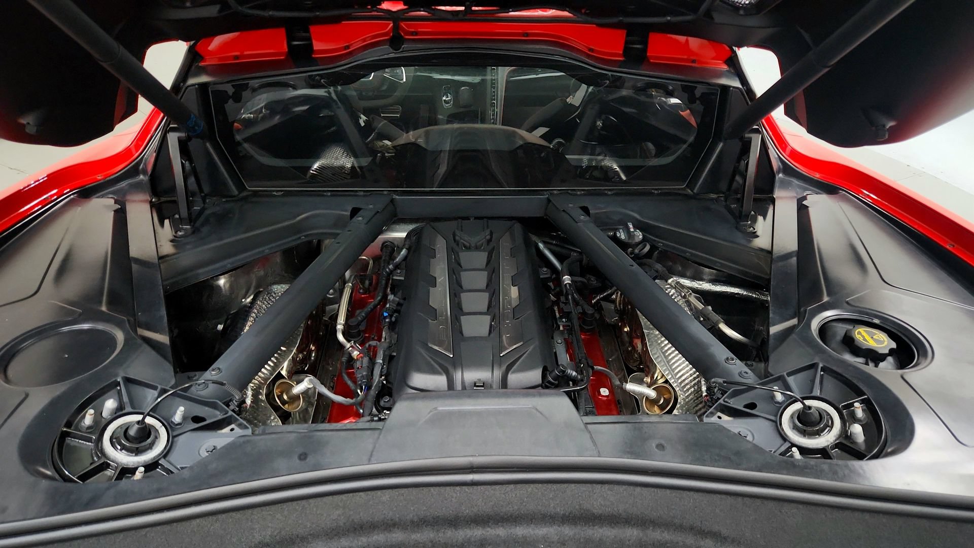 Certified 2025 Chevrolet Corvette Stingray Premium Cpe w/ Stealth Interior Trim Package RWD image 23