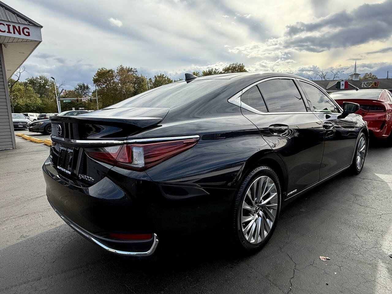 Used 2020 Lexus ES 300h w/ Luxury Package image 7