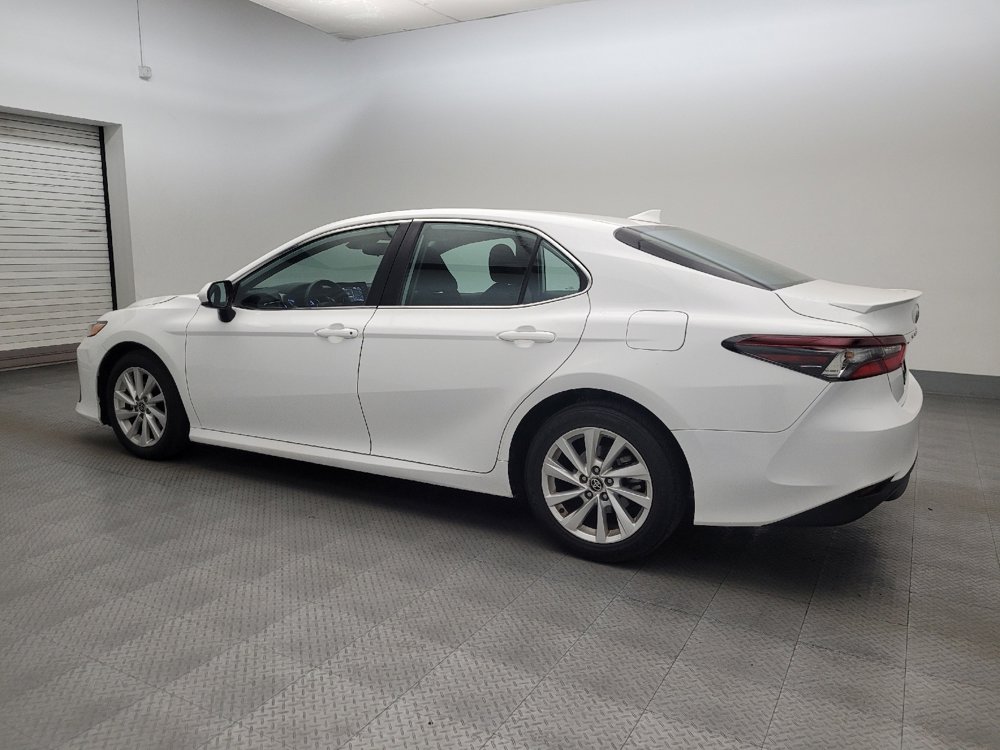 Used 2023 Toyota Camry LE image 3