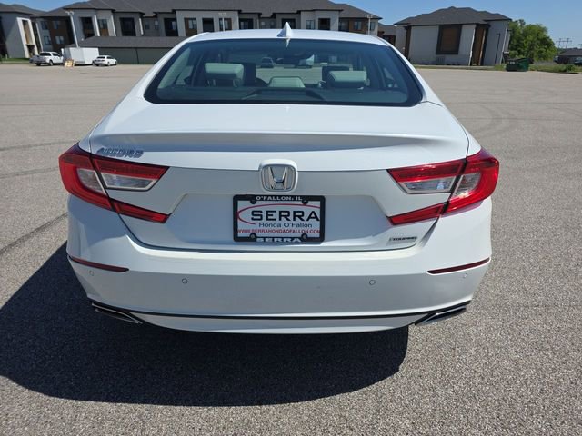 Used 2018 Honda Accord Touring image 12