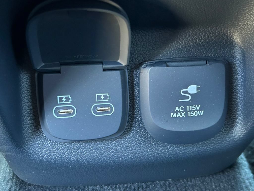 Used 2025 Genesis GV80 3.5T e-SC AWD/4WD image 22