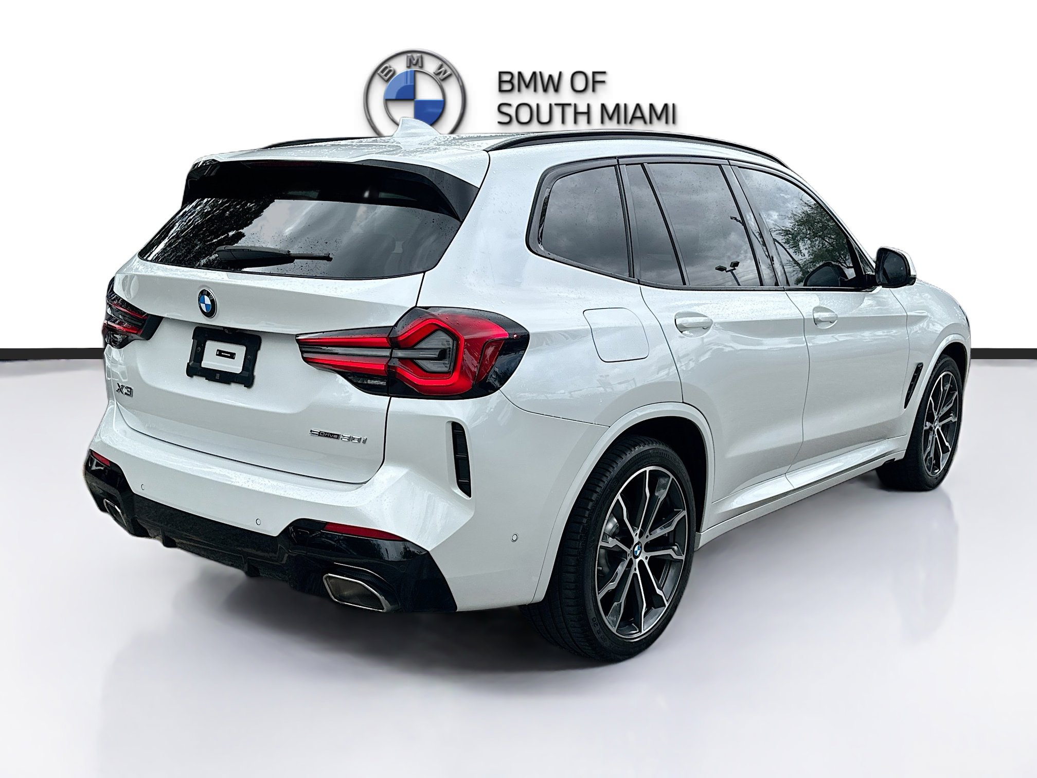 Certified 2024 BMW X3 sDrive30i w/ M Sport Package image 6