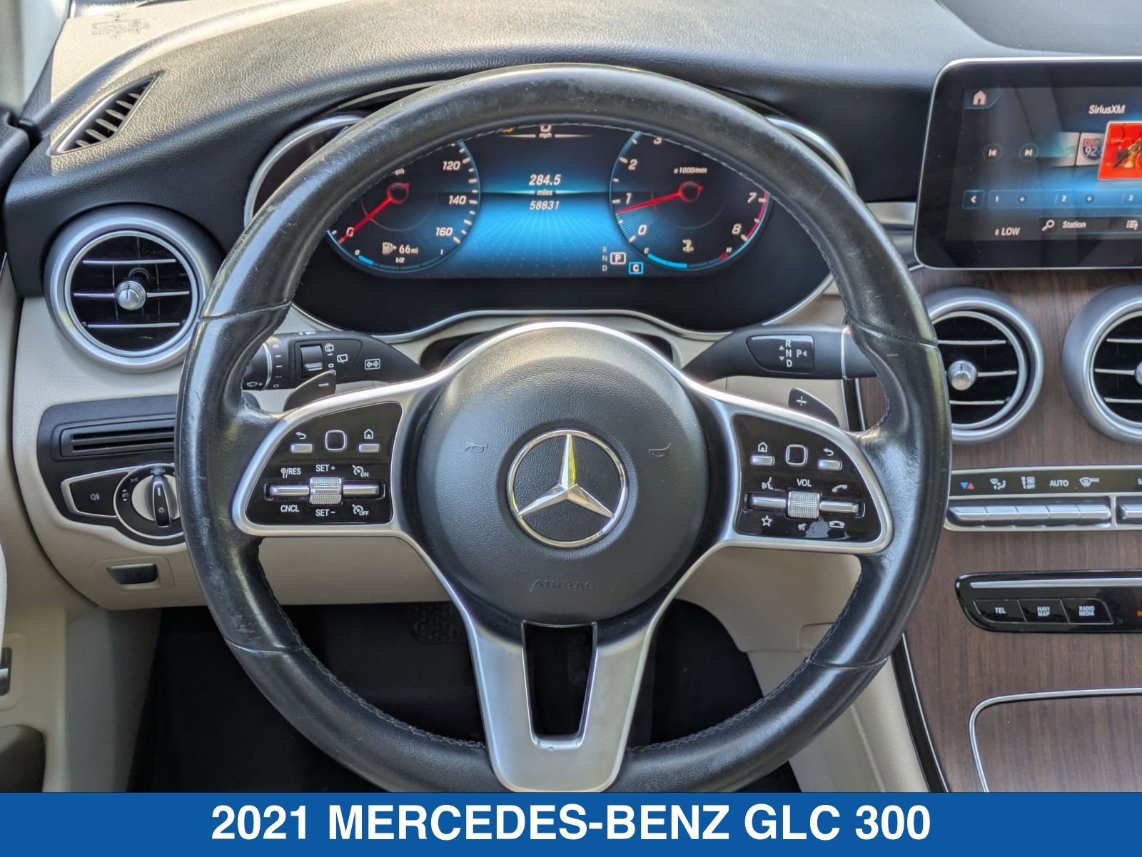 Used 2021 Mercedes-Benz GLC 300 4MATIC image 15