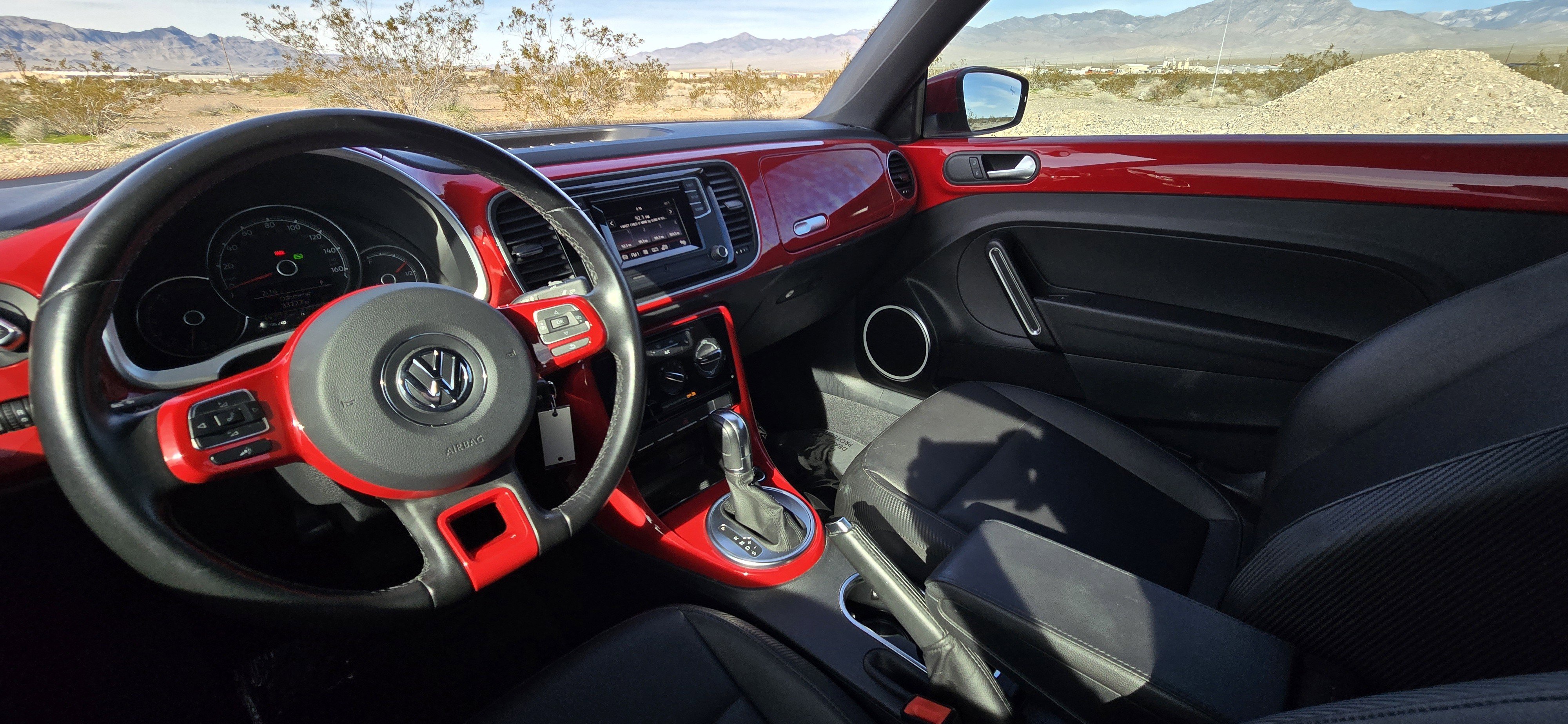 Used 2019 Volkswagen Beetle 2.0T S image 7