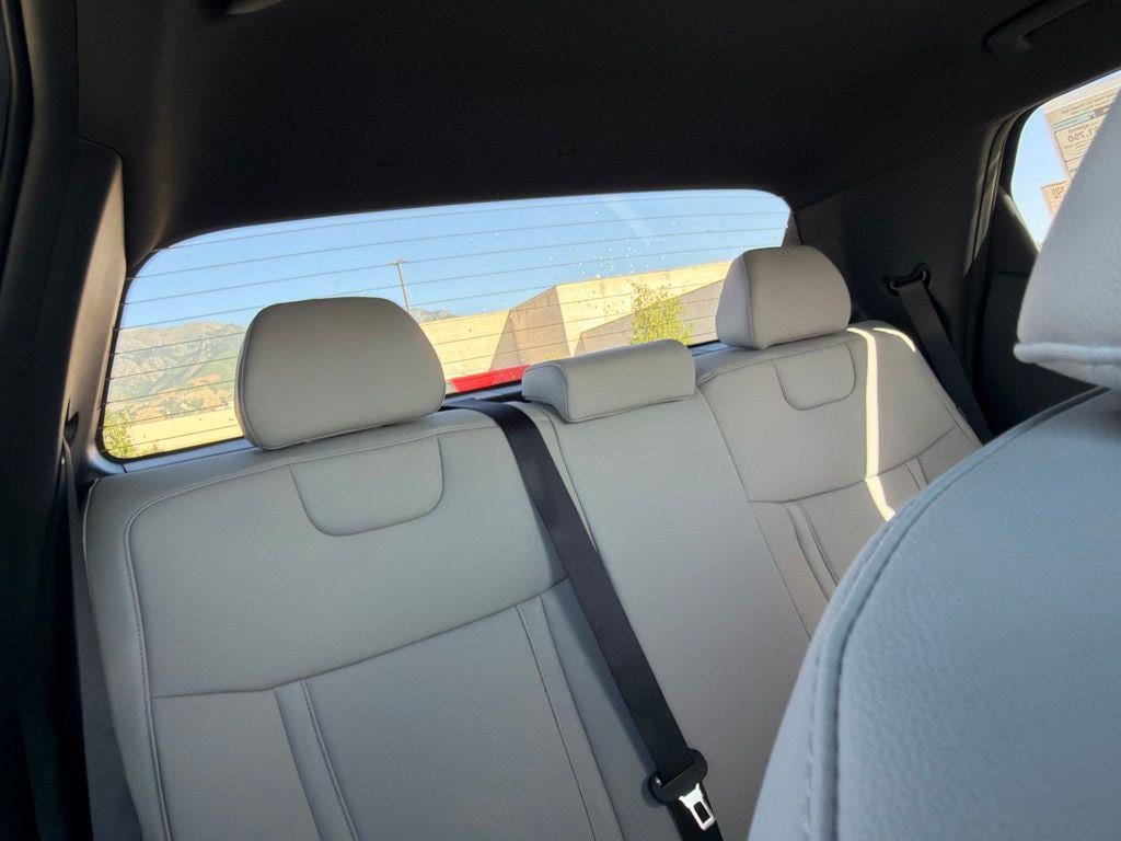 New 2027 Hyundai Santa Cruz SE AWD/4WD image 33