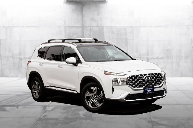 Used 2023 Hyundai Santa Fe SEL w/ Premium Package FWD image 2
