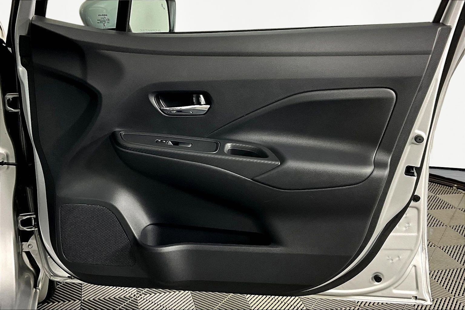 Certified 2025 Nissan Versa SV w/ Trunk Package image 28