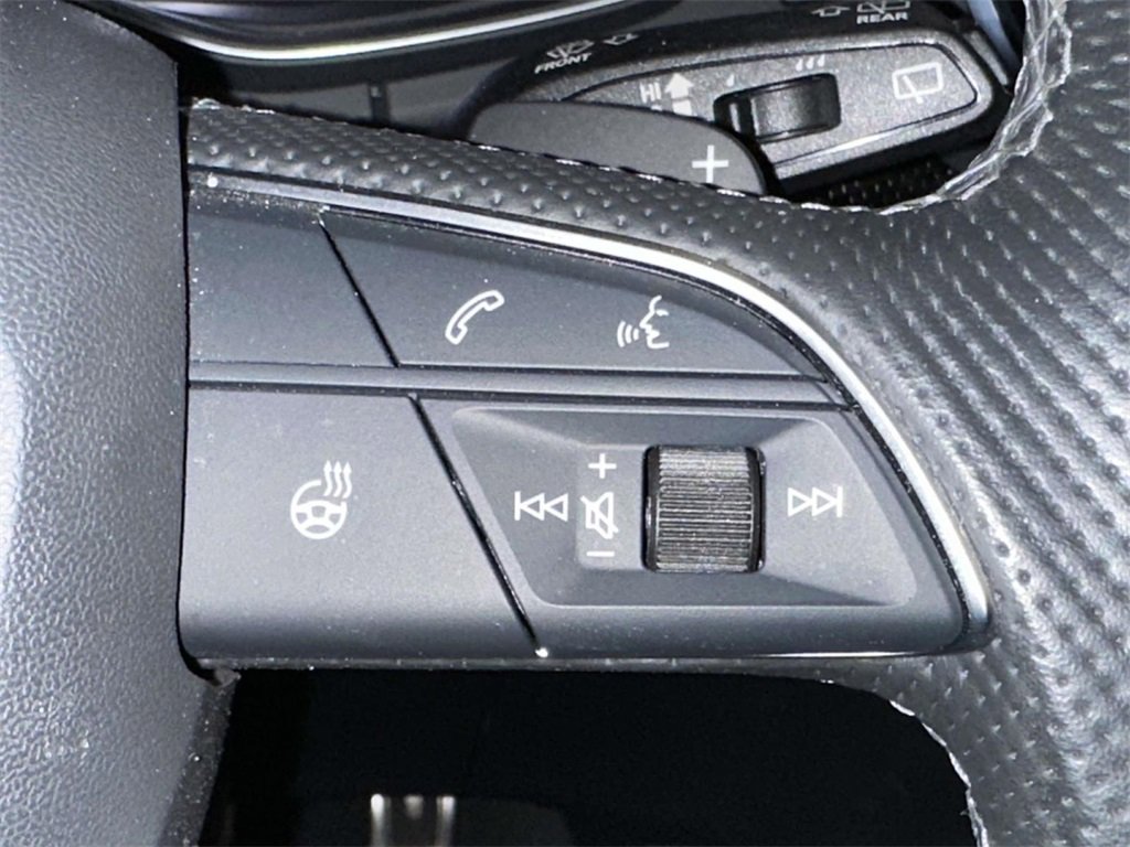 Used 2022 Audi SQ5 Prestige w/ Prestige Package image 30