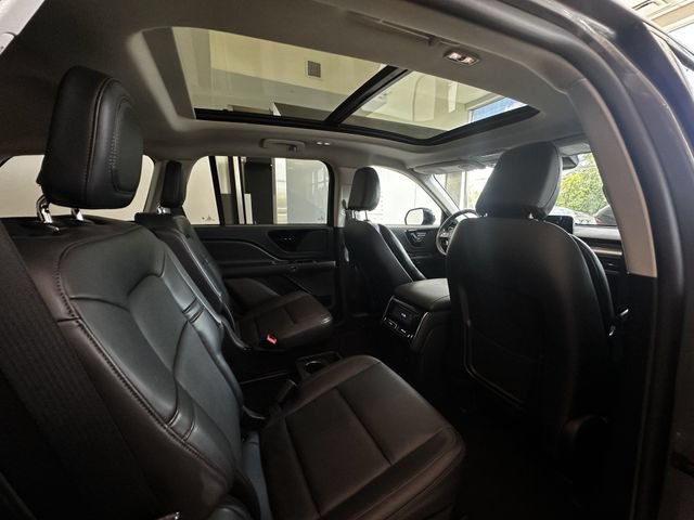 Certified 2025 Lincoln Aviator AWD w/ Jet Appearance Package image 2